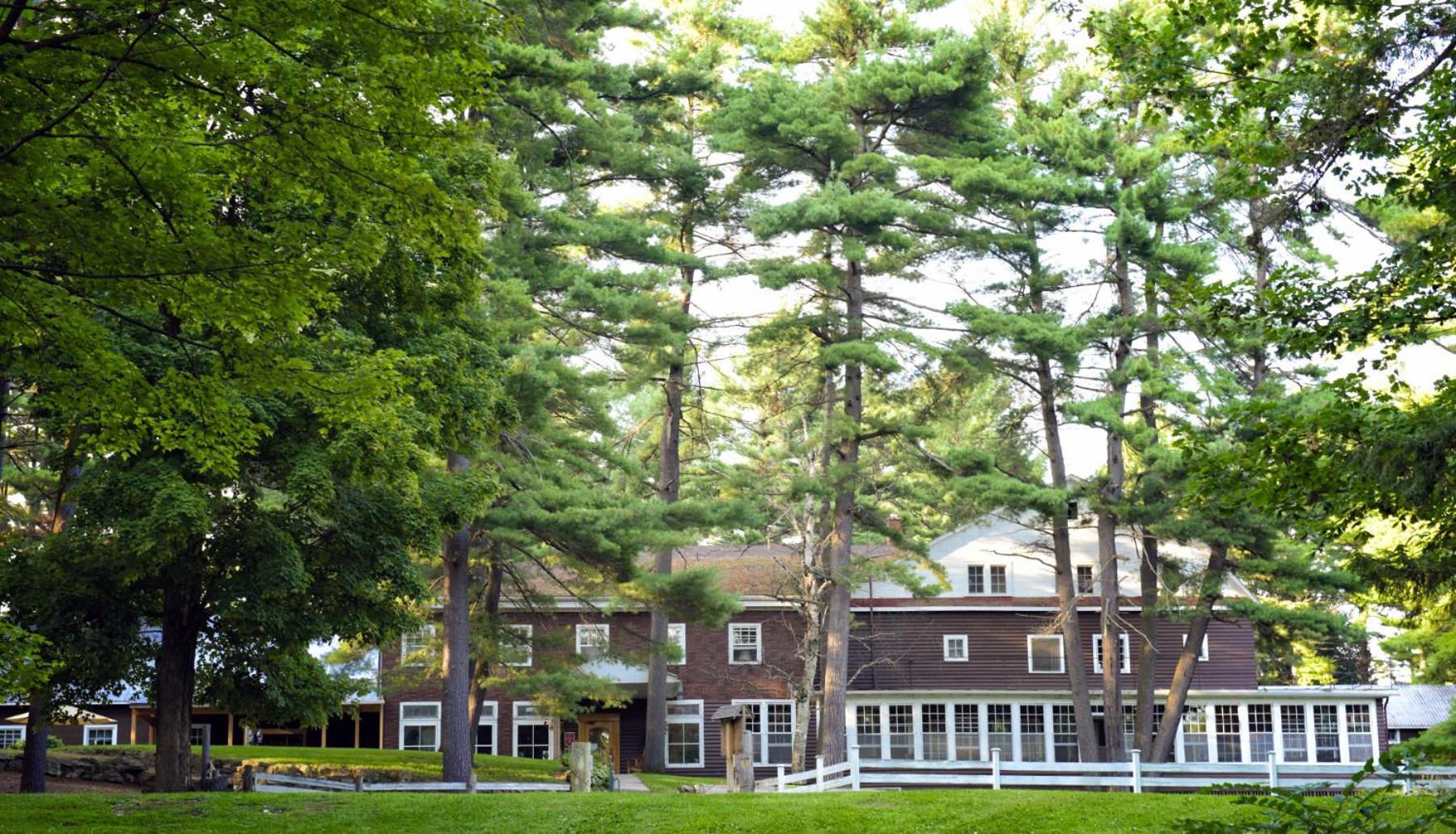 Pine Lodge Bristol エクステリア 写真